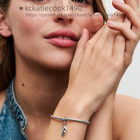 Pandora Disney Cinderella's Glass Slipper Dangle Charm - Picture 5 of 6